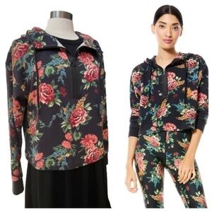 Alice + Olivia NWT Quinlan Floral Cropped Hoodie Size Medium